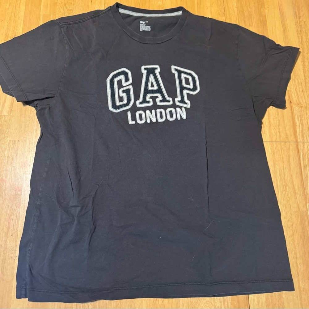 Gap London Graphic T-Shirt – Classic Logo Tee -XXL, Y2K
